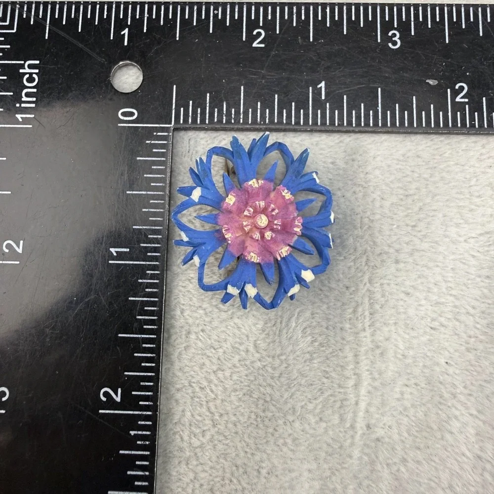 Vintage Celluloid Brooch‎ Flower